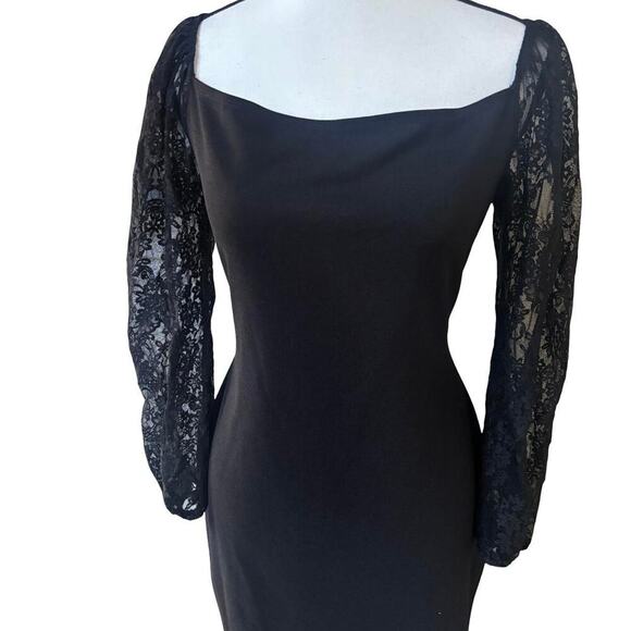 BEBE BLACK LACE SLEEVE MINI SQUARE NECK DRESS SIZE LARGE. - Picture 6 of 9